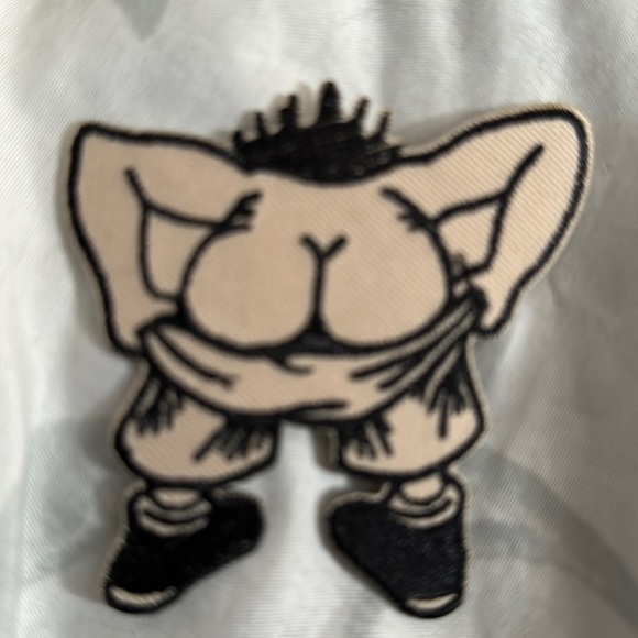 Iron on patch 3”x3” - Picture 1 of 1